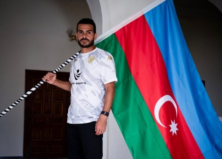 “Neftçi” Zəfər Gününə həsr edilən yeni formalarını təqdim etdi - FOTO