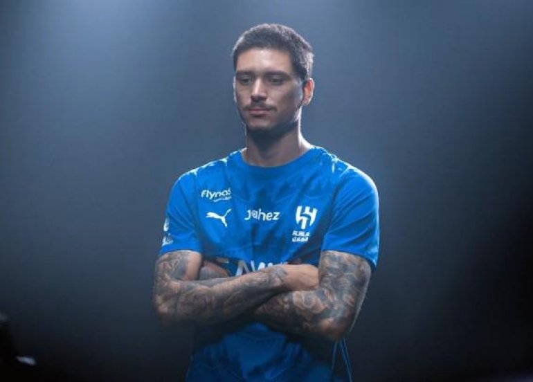 Darvin Nunes də Ərəbistanı seçdi