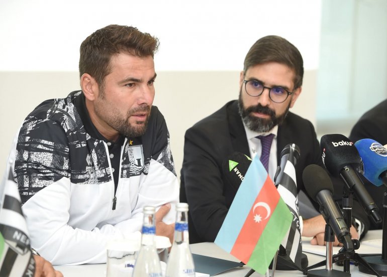 Adrian Mutu: “Neftçi”nin 700 min avroluq təklifini rədd edə bilməzdim
