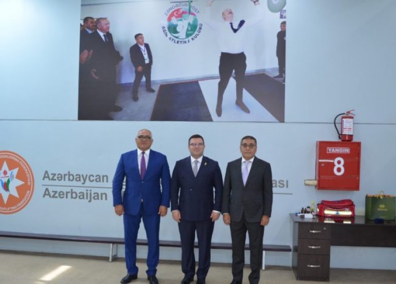 AAF rəhbərliyi Avropa Ağırlıqqaldırma Federasiyasının prezidenti ilə görüşüb