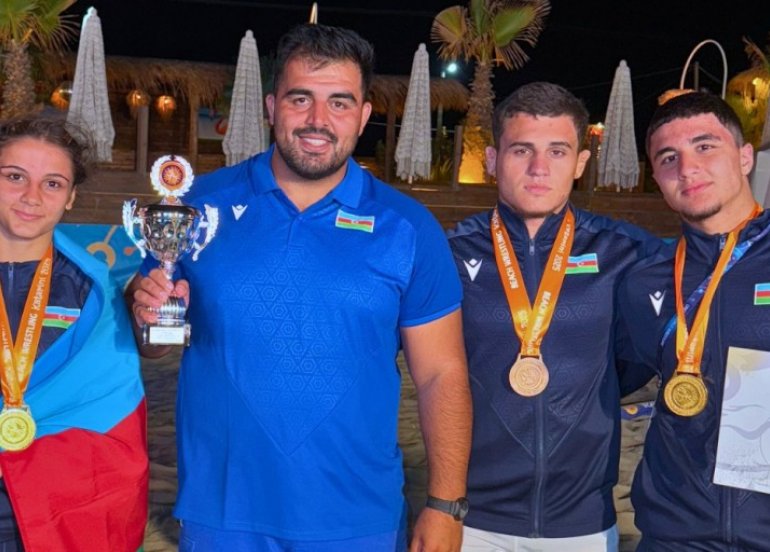 Dünya çempionatında 2 qızıl və 1 bürünc medal