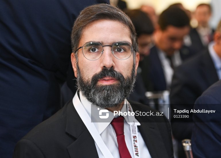 AFFA prezidenti DÇ-2026-nın püşkatma mərasimində