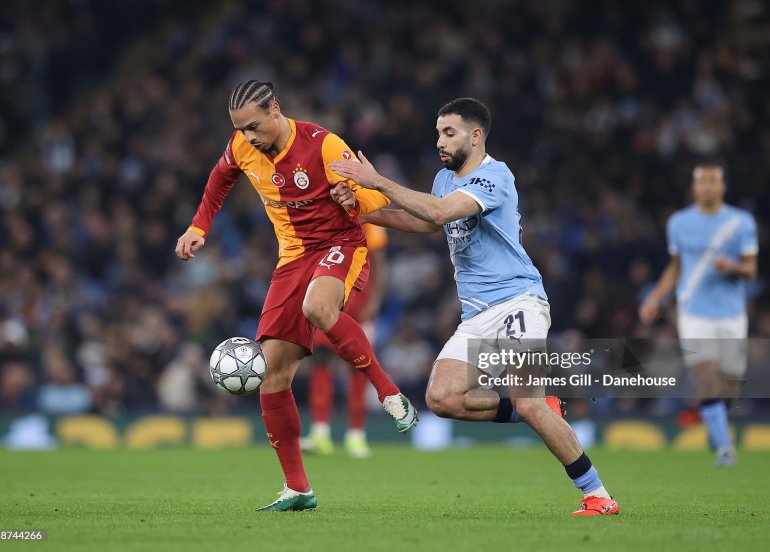 Leroy Sane sıradan çıxıb