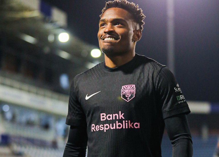 Coy-Lens Mikelsdən 100-cü oyun: Tarixdə 7-ci