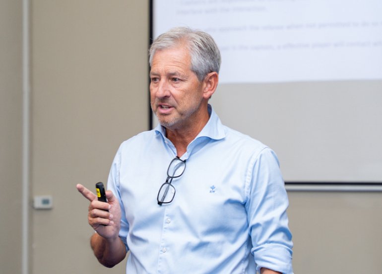 Frank De Bleker “Barselona” – “Nyukasl” oyununda