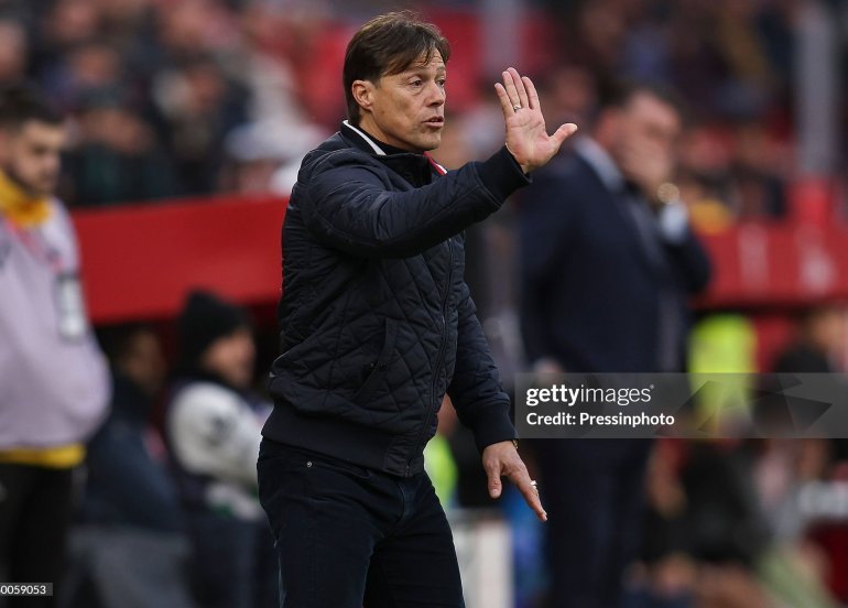 La Liqada baş məşqçi istefası