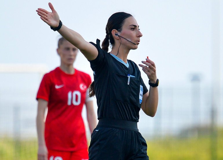 Fəridə Lütfəliyeva 3 oyuna təyinat aldı