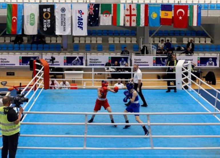 Azərbaycanın 19 boksçusu yarımfinalda