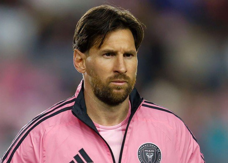 Messi İspaniya klubunu satın aldı