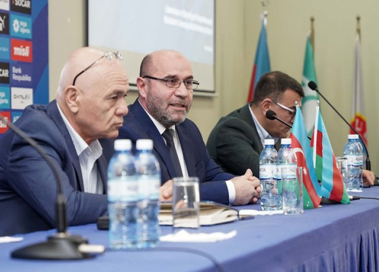 Klubların maliyyə menecerləri üçün seminar keçirildi