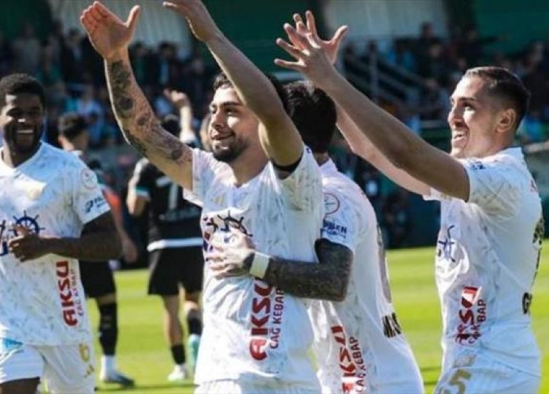 Bu klub Türkiyə Super Liqasına yüksəldi