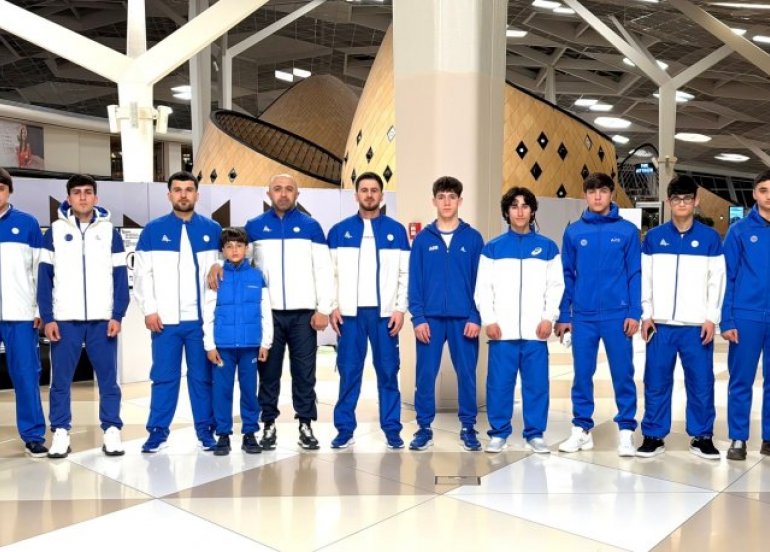 Millimiz Avropa çempionatı  üçün  yola düşdü