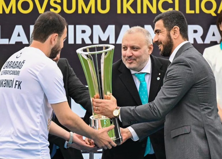 Elxan Səmədov: “Keçən mövsüm bitəndən sonra hamı bunun indiyə qədər ən maraqlı mövsüm olduğunu deyirdi“