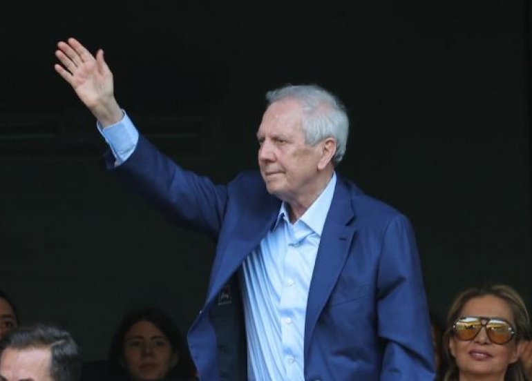 Aziz Yıldırım yenidən 