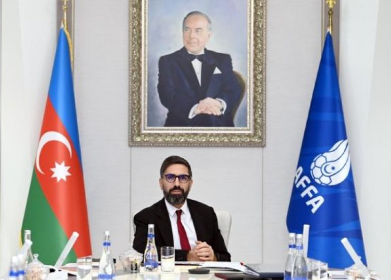 Rövşən Nəcəf: 