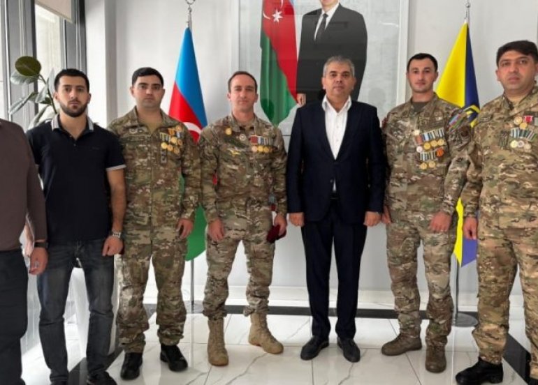 “Kəpəz”in İdarə Heyətinin sədri müharibə veteranları ilə görüşüb