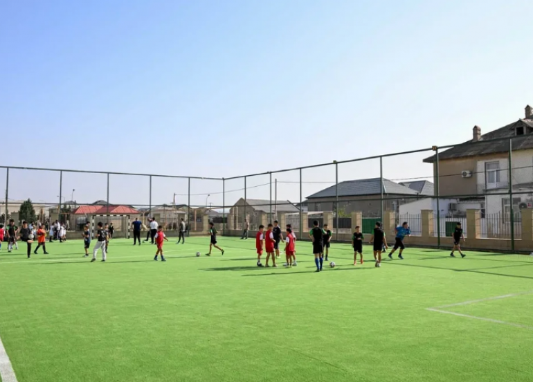 Yeni idman zalının və minifutbol meydançasının açılış mərasimi olub