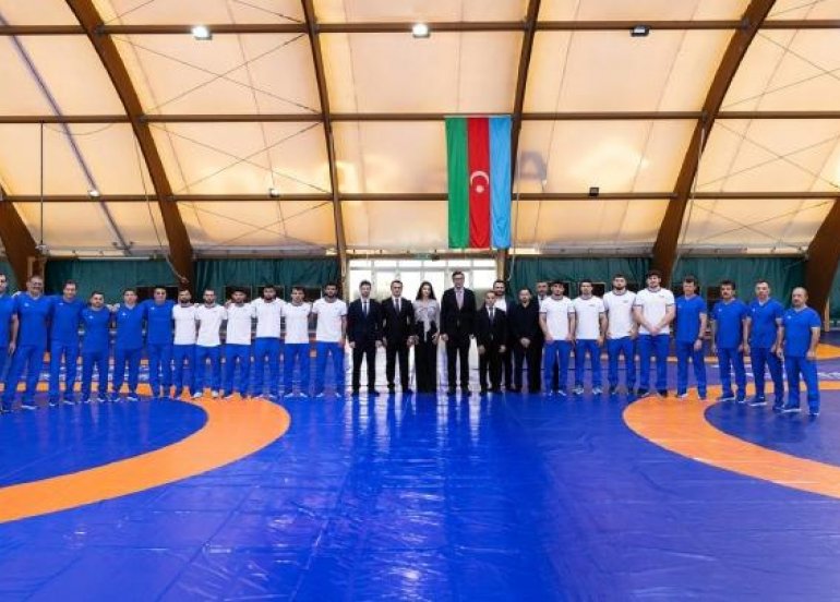 Azərbaycanı dünya çempionatında təmsil edəcək güləşçilər